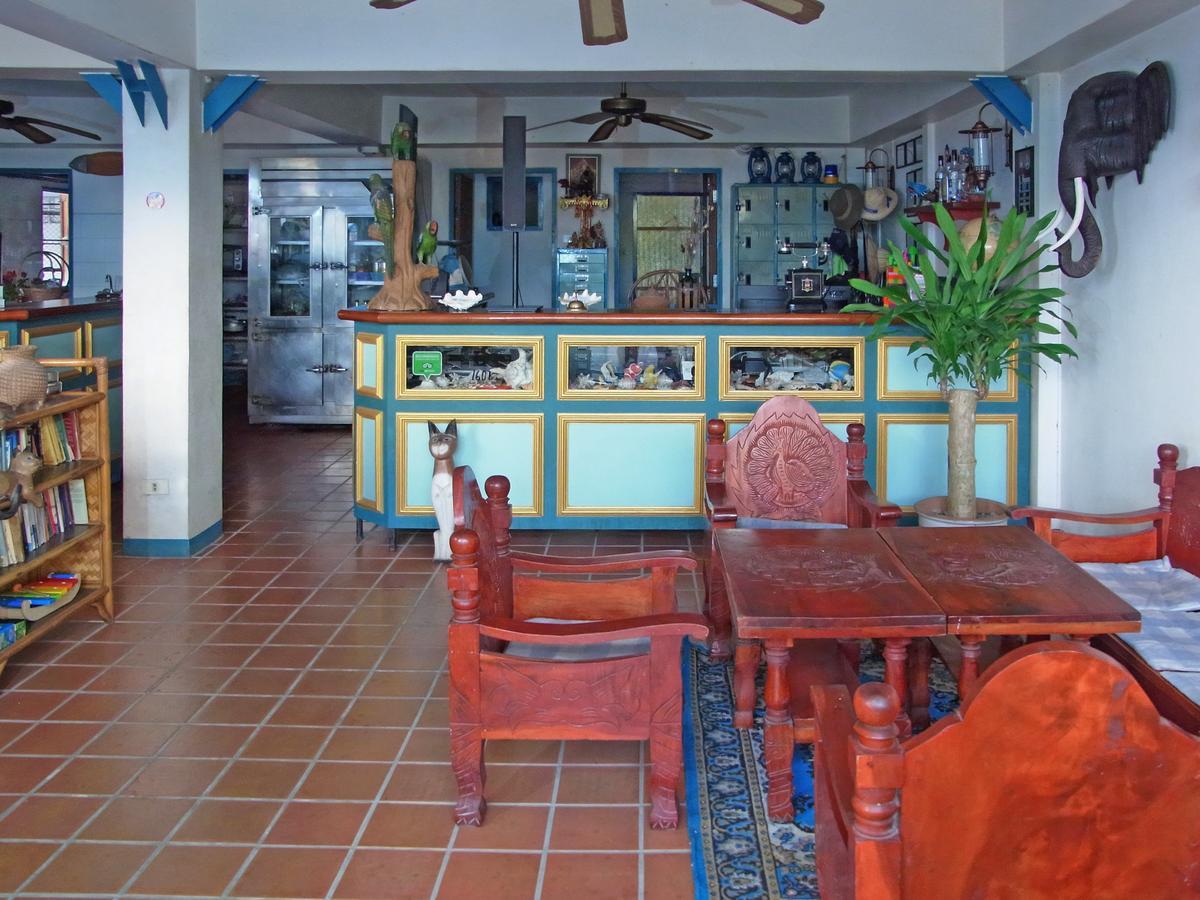 Niku Guesthouse Patong Luaran gambar