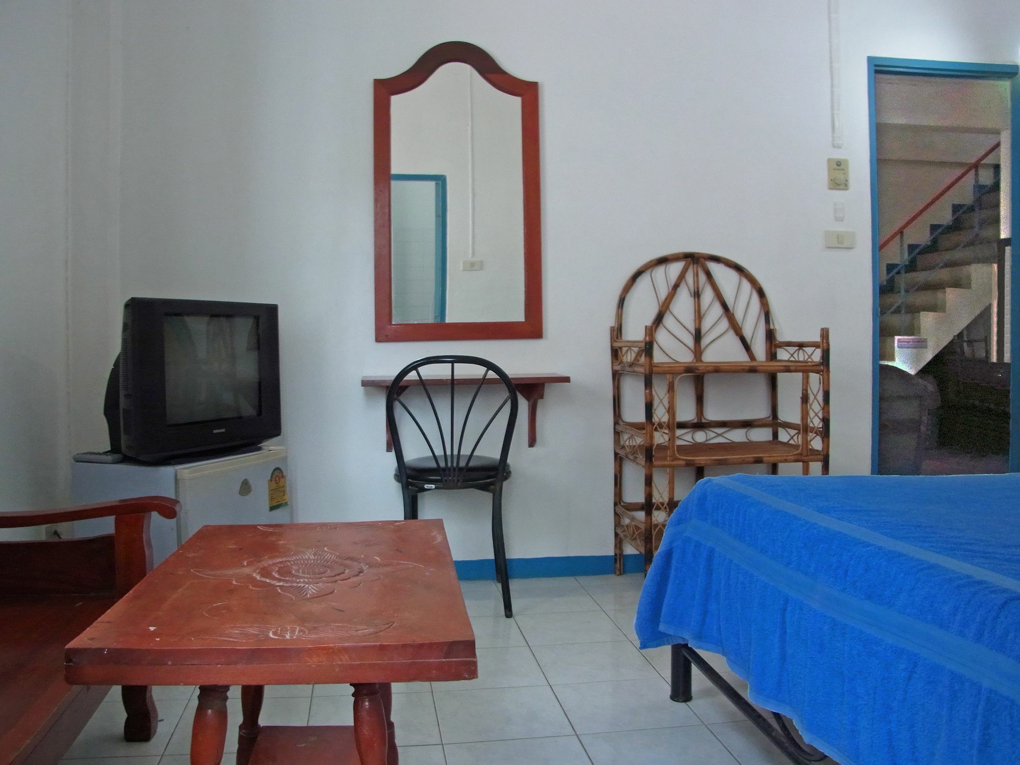 Niku Guesthouse Patong Luaran gambar