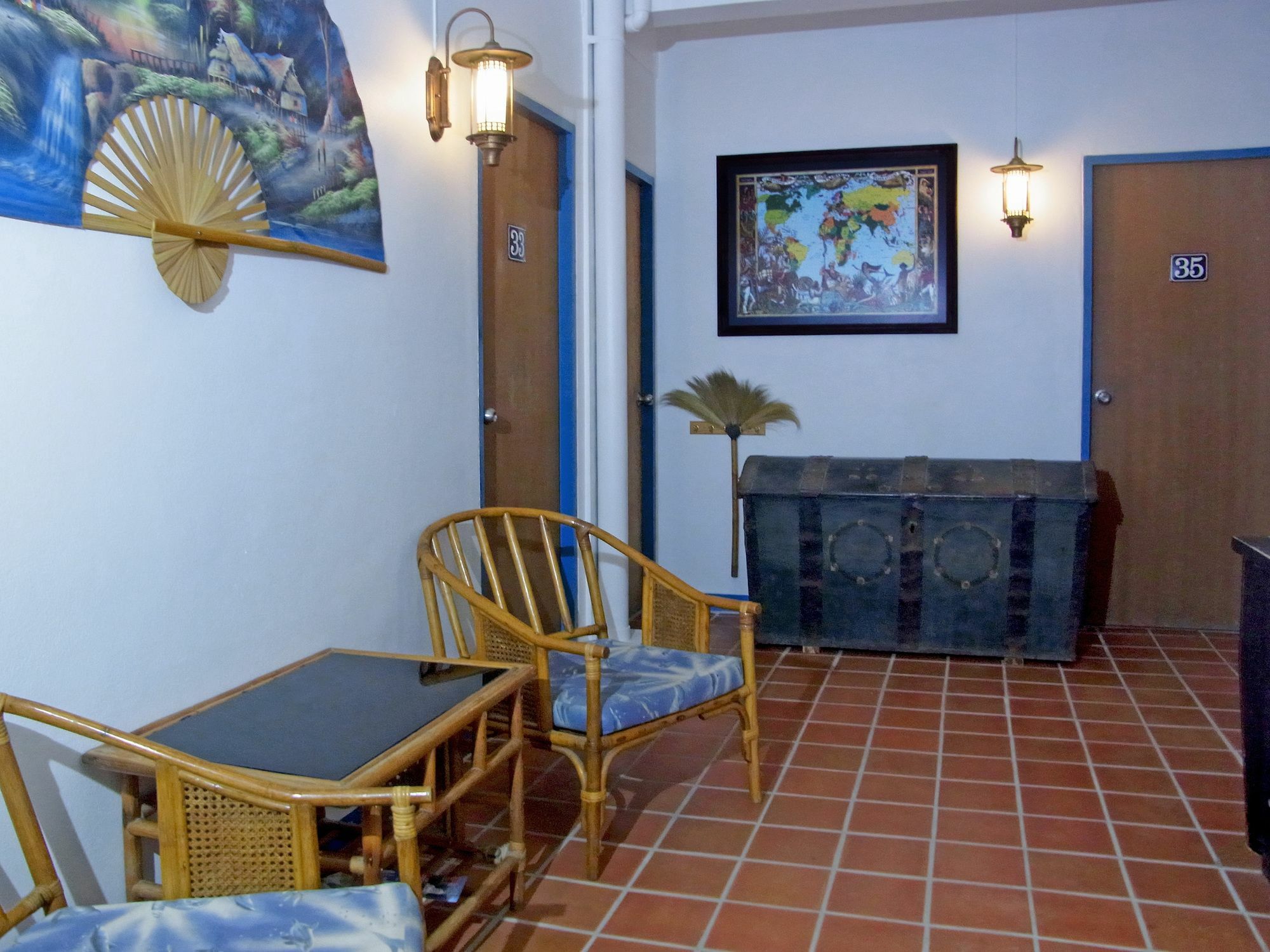 Niku Guesthouse Patong Luaran gambar